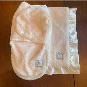 Little Giraffe Cream Baby Blanket & Swaddle